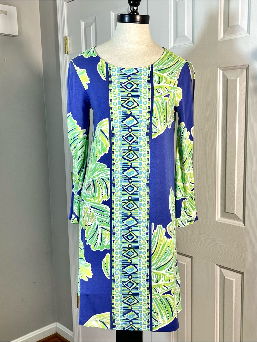 LILLY PULITZER Ophelia Dress Blue Green Palm Leaf Print Slit Bell Sleeve Size XS